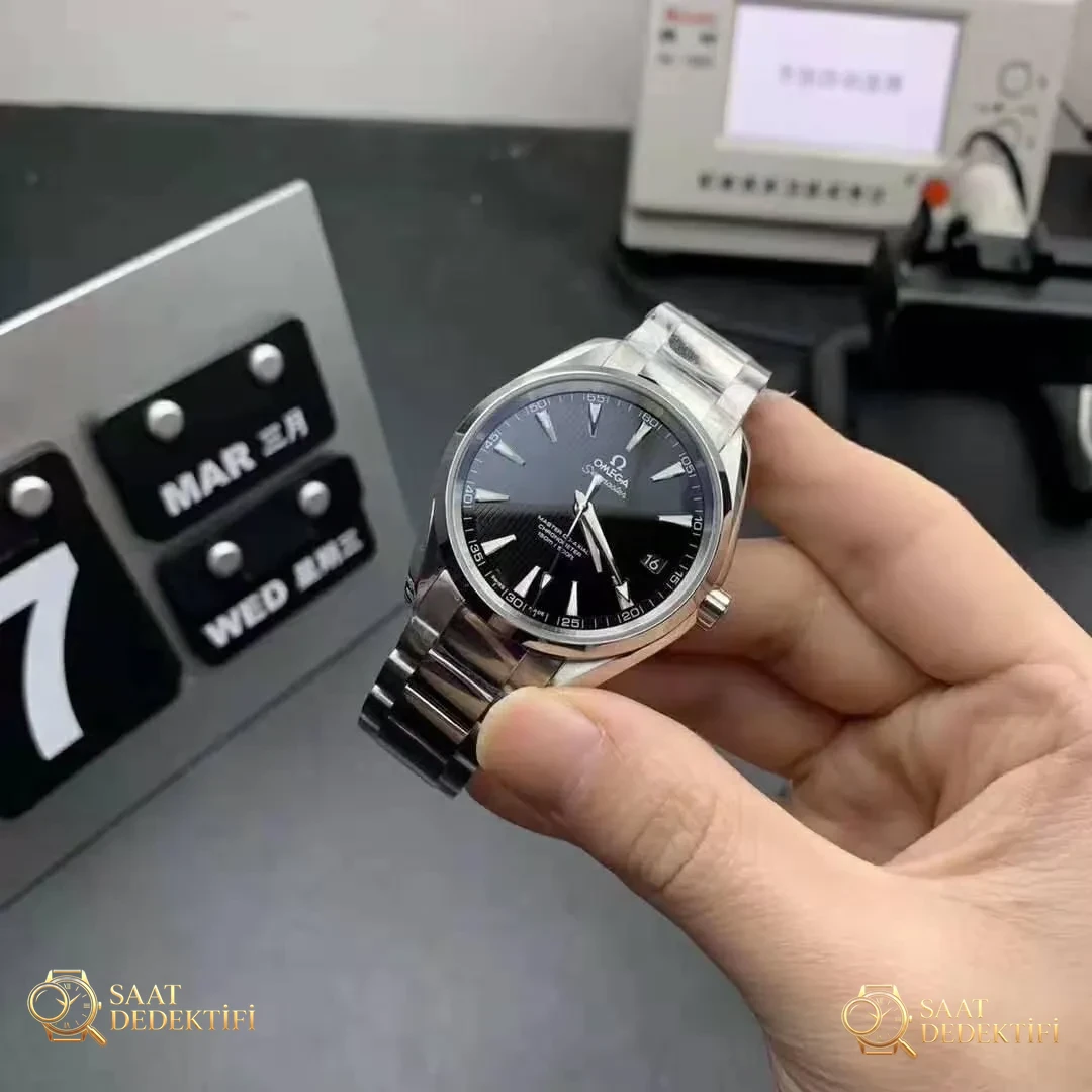 Yeni Başlayanlar İçin En İyi On Replika Saat - Safir Kristal Cam Eğimi ve Yansıması