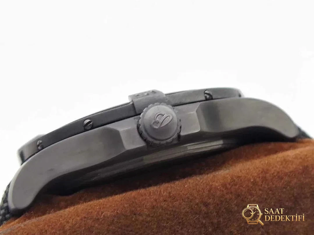 Replika Breitling Blackbird Kurma Kolu