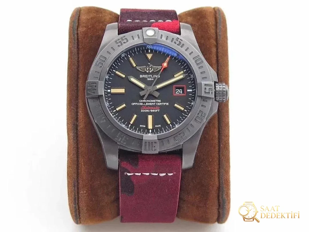 Kırmızı Kamuflaj Kayışlı Replika Breitling Blackbird