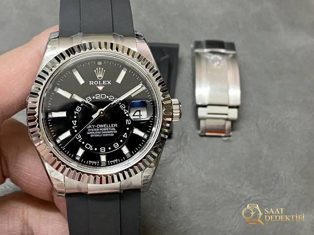 Rolex Sky-Dweller Noob Factory İncelemesi - Ön Görünüm ve Kasa Tasarımı