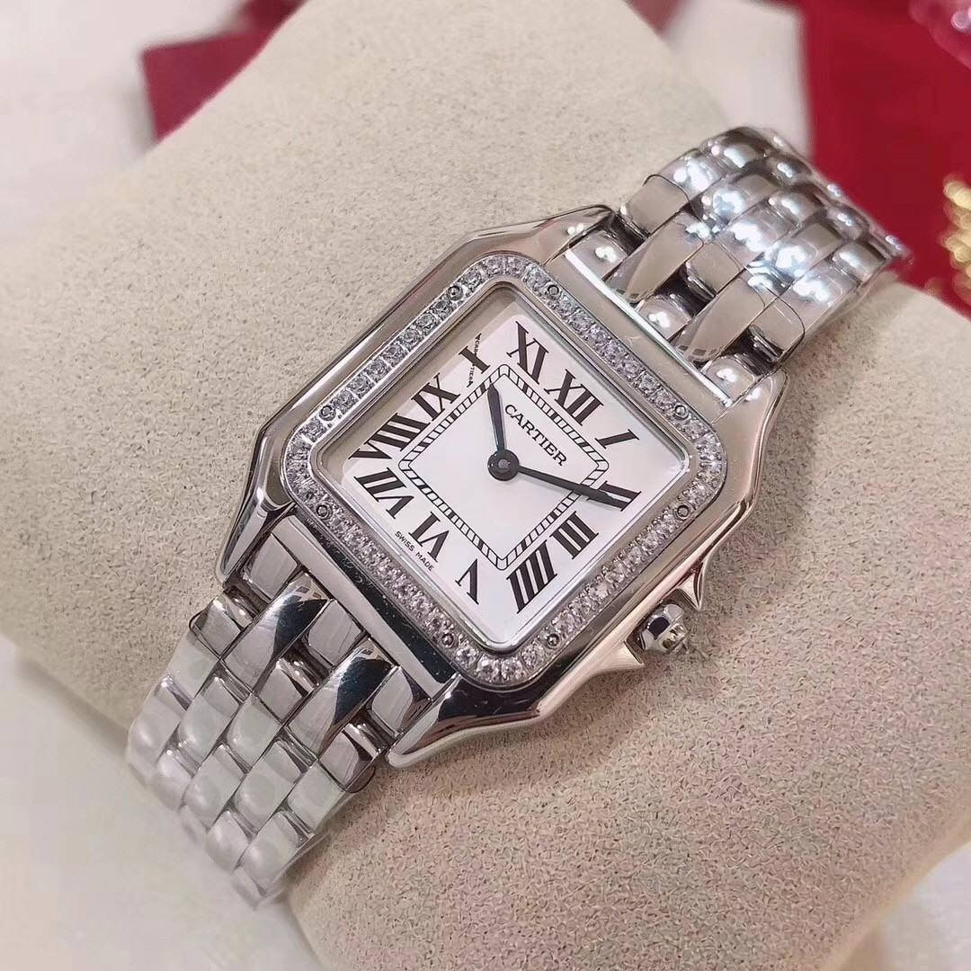 Yeni renk seçeneği: GF Factory Cartier Panthère replika kadın saatinin işçiliği nasıl? Orijinalle karşılaştırınca DJ Factory'e göre nerede daha iyi? — 24. fotoğraf