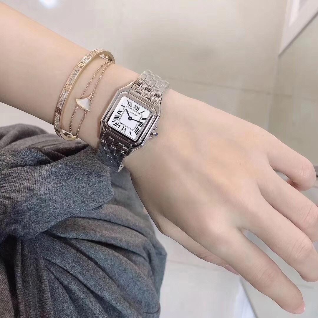 Yeni renk seçeneği: GF Factory Cartier Panthère replika kadın saatinin işçiliği nasıl? Orijinalle karşılaştırınca DJ Factory'e göre nerede daha iyi? — 35. fotoğraf