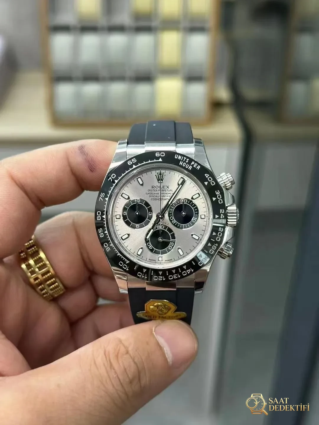 Yeni Trend – Ağırlığı Artırılmış Replika Saatler - Ön Görünüm ve Kasa Tasarımı