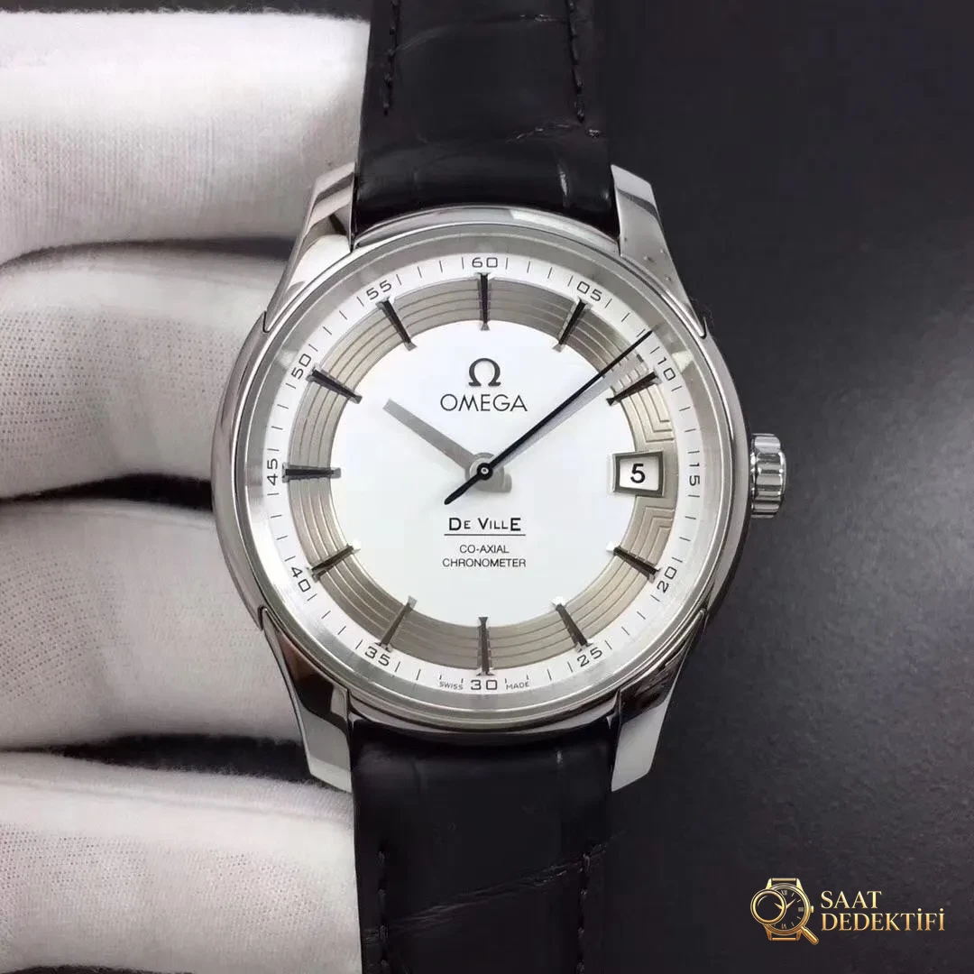 Yeni ürün incelemesi: VS Factory Omega De Ville Parlak Beyaz 8500 mekanizma 41 MM timsah derisi safir cam replika saat - Kadran Detayı ve Bezel İşçiliği