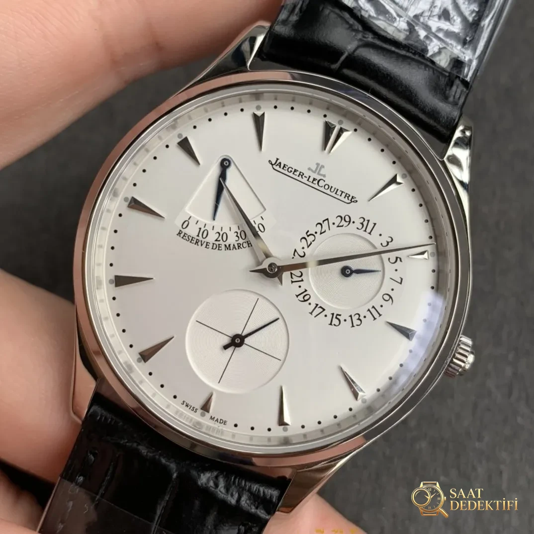 Yeni Ürün Raporu: YL Factory Jaeger-LeCoultre Palyaço 1378420 Master serisi tek parça mekanizmalı klasik saatin zayıf noktası nerede? - Arka Kapak ve Mekanizma Detayı