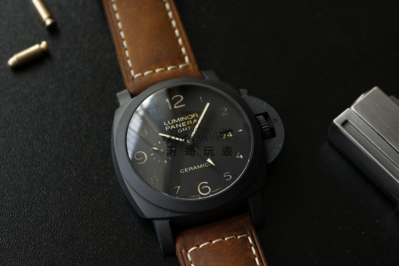 Yeni VS Factory Panerai PAM00441 V2 sürümünde 9001 mekanizmasının hangi noktaları geliştirildi? — 5. fotoğraf