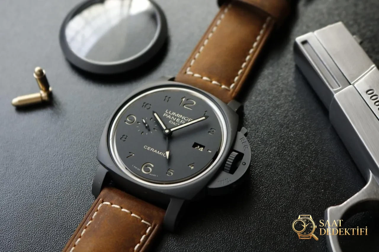 Yeni VS Factory Panerai PAM00441 V2 sürümünde 9001 mekanizmasının hangi noktaları geliştirildi? - Genel Açı ve Estetik Duruş