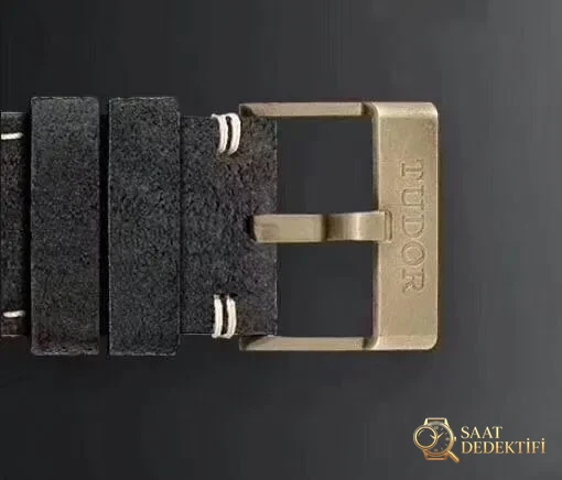 Yepyeni arduvaz grisi 2019 Beckham modeli XF Factory Tudor Black Bay Bronze M79250BA — küçük bronz kalkan kısa inceleme - Yan Profil ve Kordon Bağlantısı