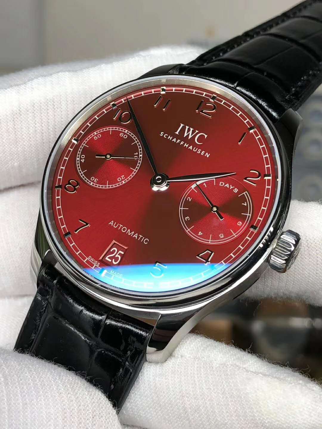 Replika IWC Portuguese Kırmızı Kadran