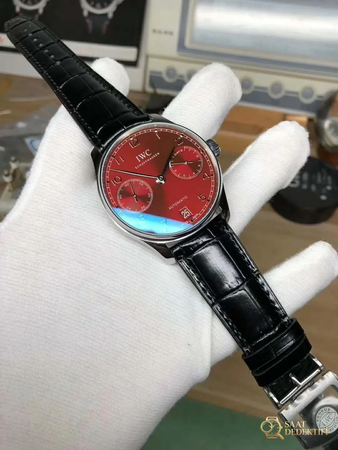 YL fabrikasından yeni Portuguese 7 Days modeli - Klips Kilidi ve Lazer Damgalar