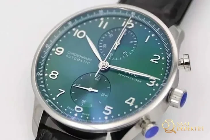 YL Factory IWC Portugieser Kronograf IW371615 Yeşil Kadran İncelemesi - Arka Kapak ve Mekanizma Detayı