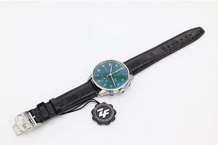 YL Factory IWC Portugieser Kronograf IW371615 Yeşil Kadran İncelemesi — 7. fotoğraf