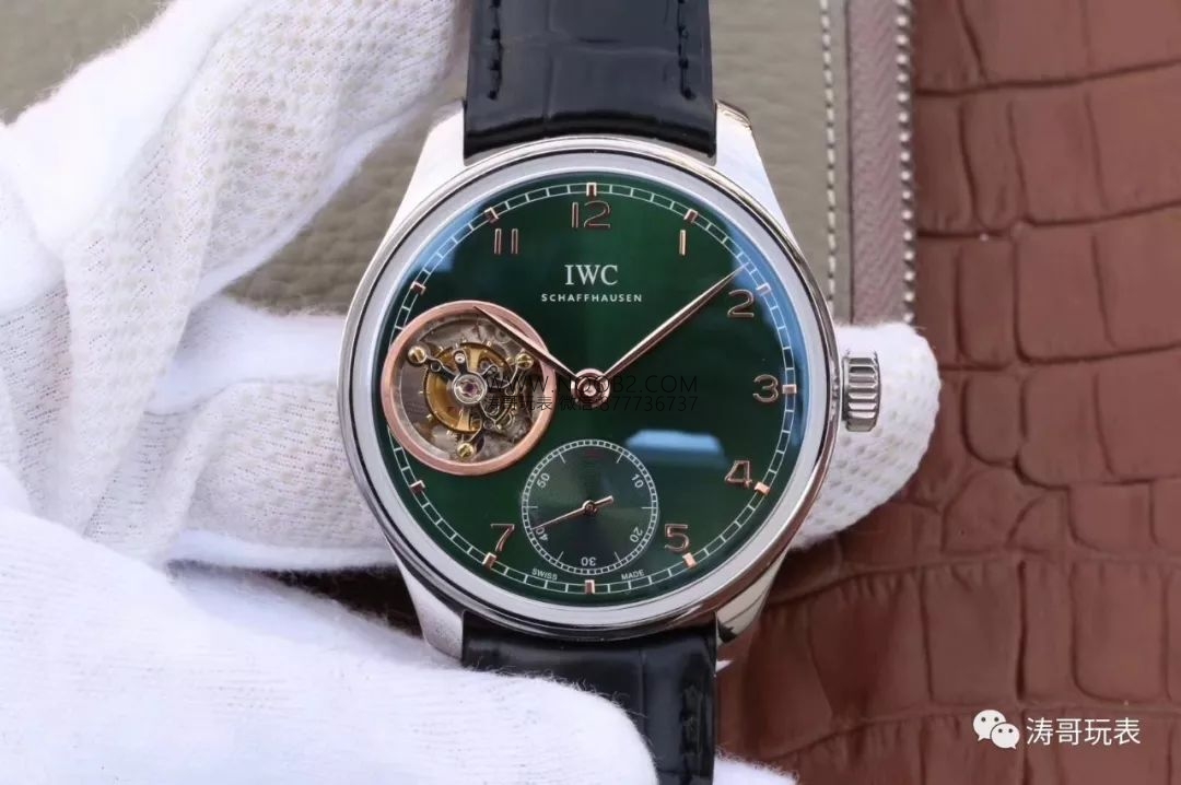 YL Factory IWC Portugieser Serisi Tourbillon Yeşil Kadranlı Replika Saat IW546302 İncelemesi — 1. fotoğraf