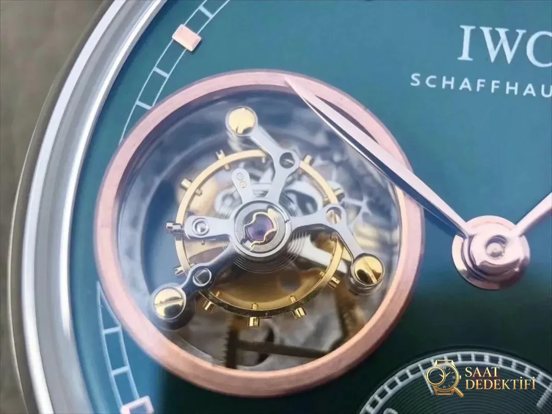 YL Factory IWC Portugieser Serisi Tourbillon Yeşil Kadranlı Replika Saat IW546302 İncelemesi - Bilezik, Toka ve Klips Mekanizması