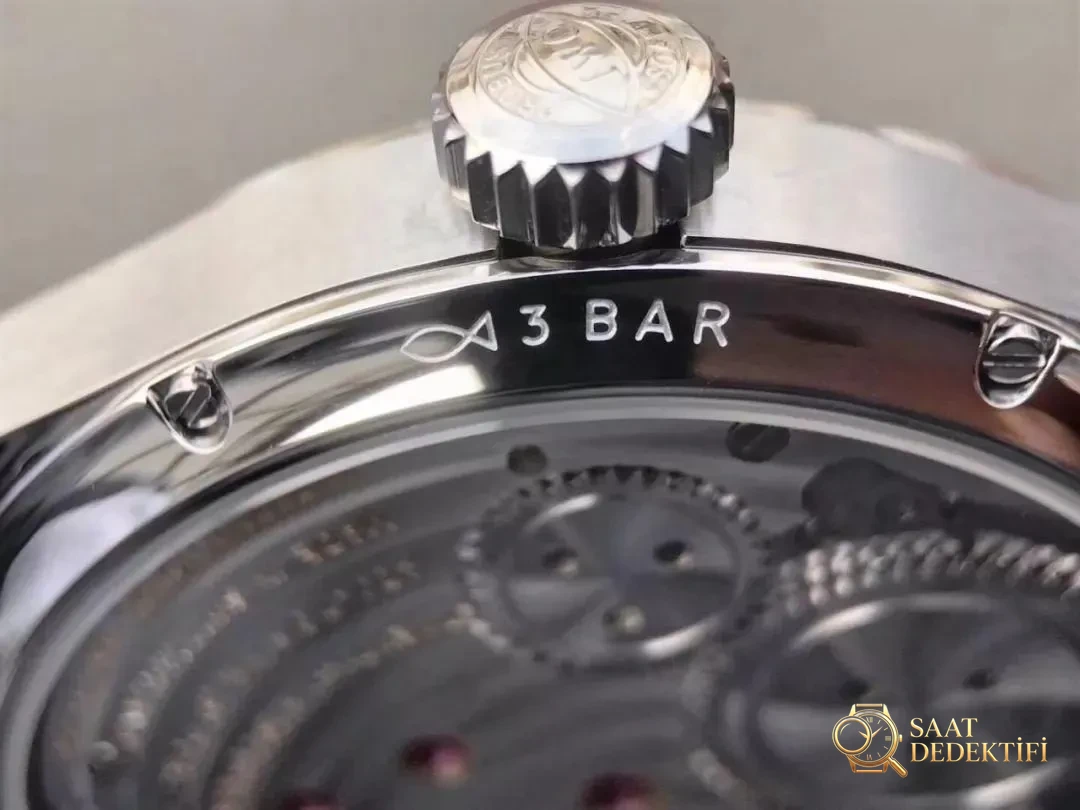 YL Factory IWC Portugieser Serisi Tourbillon Yeşil Kadranlı Replika Saat IW546302 İncelemesi - Mekanizma Zemberek ve Balans Detayı