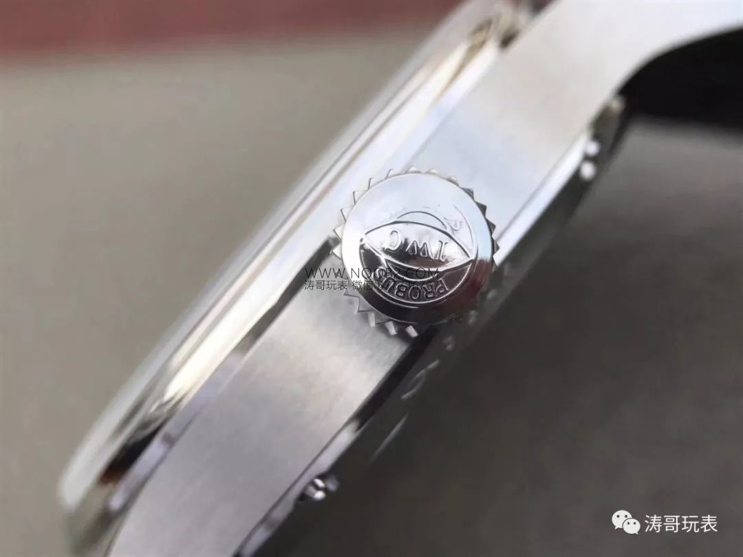 YL Factory IWC Portugieser Serisi Tourbillon Yeşil Kadranlı Replika Saat IW546302 İncelemesi — 11. fotoğraf