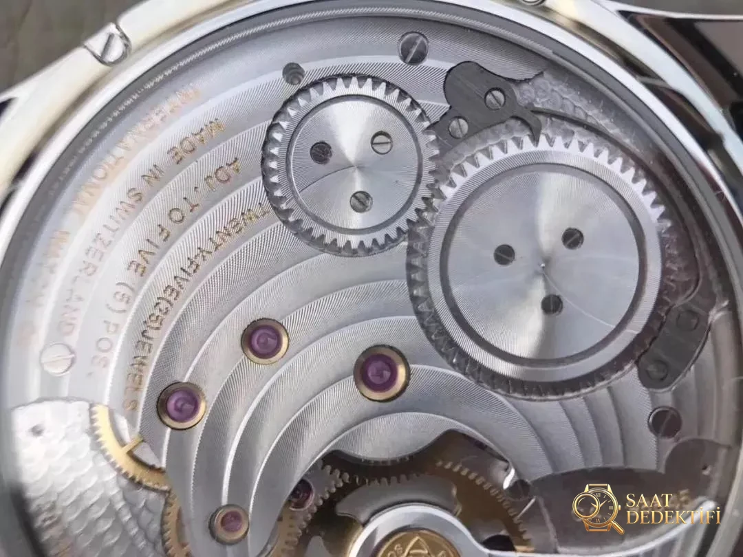 YL Factory IWC Portugieser Serisi Tourbillon Yeşil Kadranlı Replika Saat IW546302 İncelemesi - Kasa Çeliği ve Polisaj Kalitesi