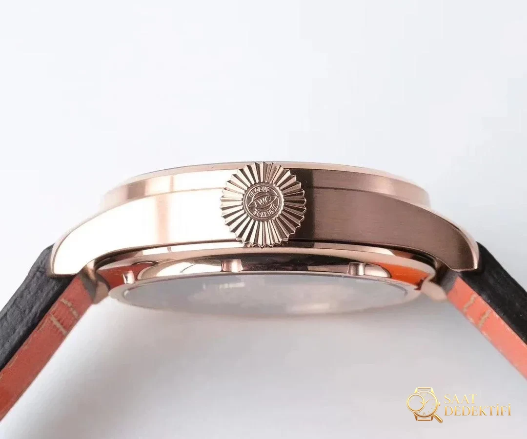 Replika IWC Yıllık Takvim Kurma Kolu