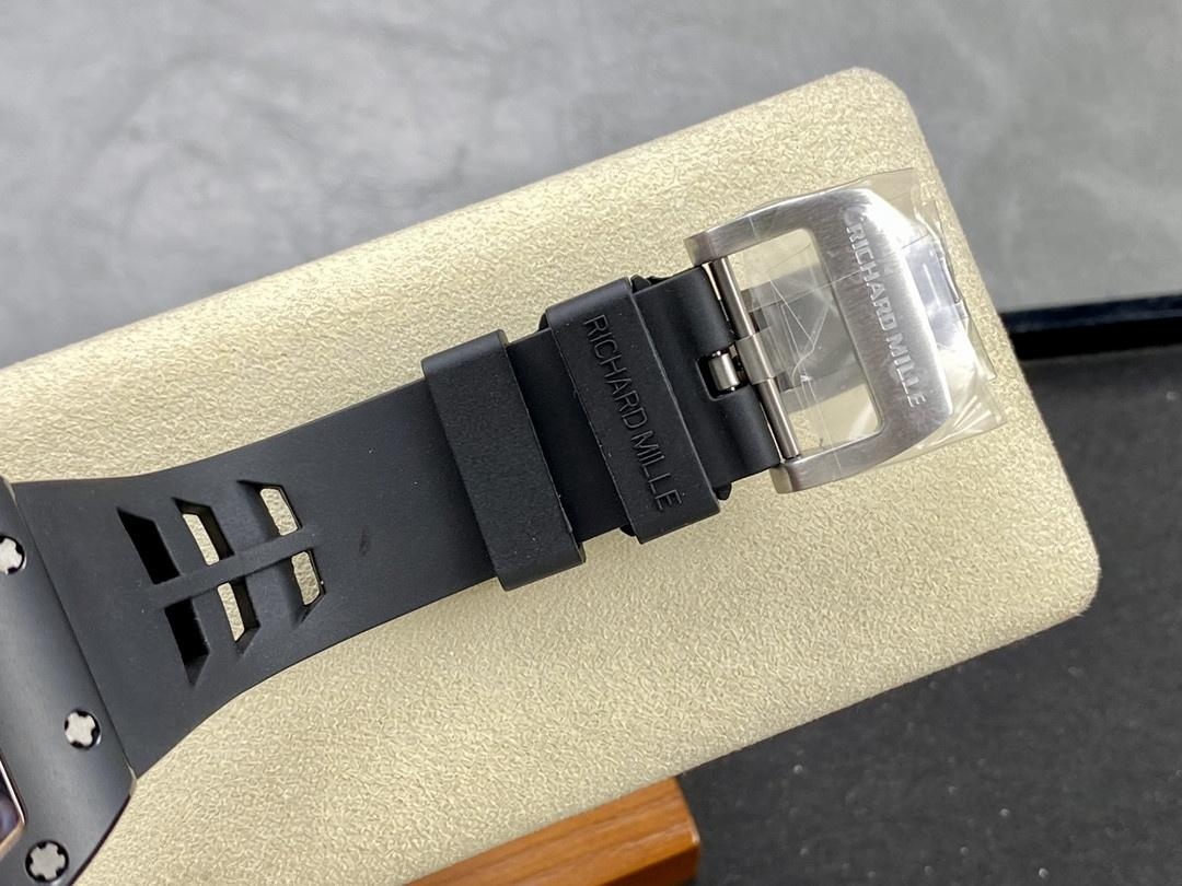 YS Factory Richard Mille RM47 Gerçek Tourbillon Siyah Seramik Kol Saati İncelemesi — 8. fotoğraf