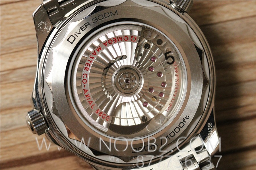 Yüksek estetikli Omega replika: VS Factory yeni Seamaster 300M'nin farkı ne? — 9. fotoğraf