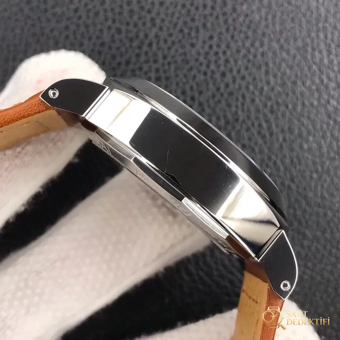 Yükseltilmiş N Factory Panerai 111, NFC özellikli bu replika saat nasıl? Nasıl doğrulanır? - Bilekte Duruş ve Kasa Orantısı