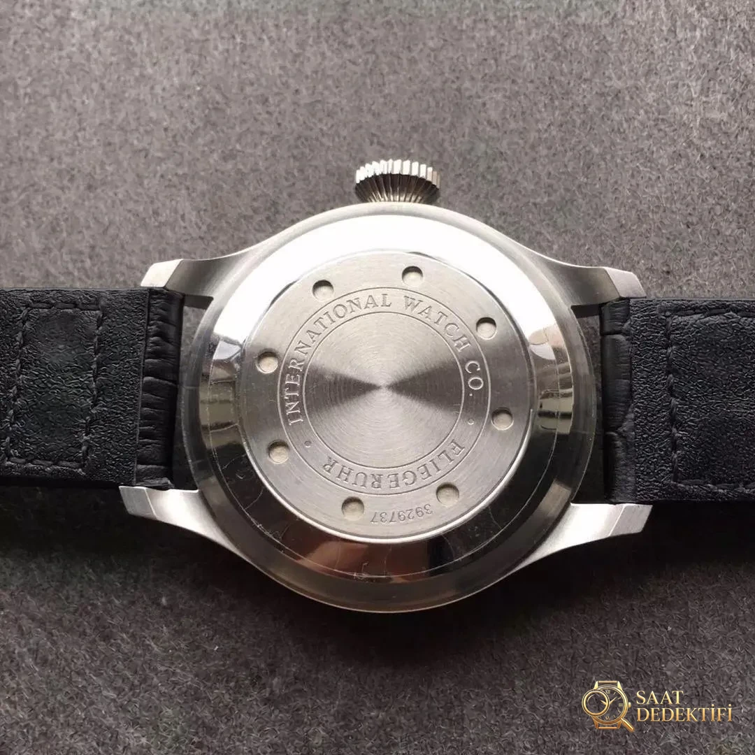 IWC Big Pilot IW500901 Kasa Arkası