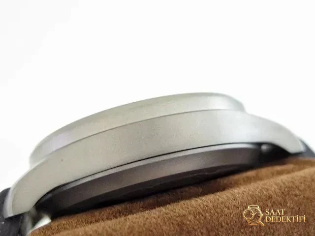 IW510301 Titanyum Kasa