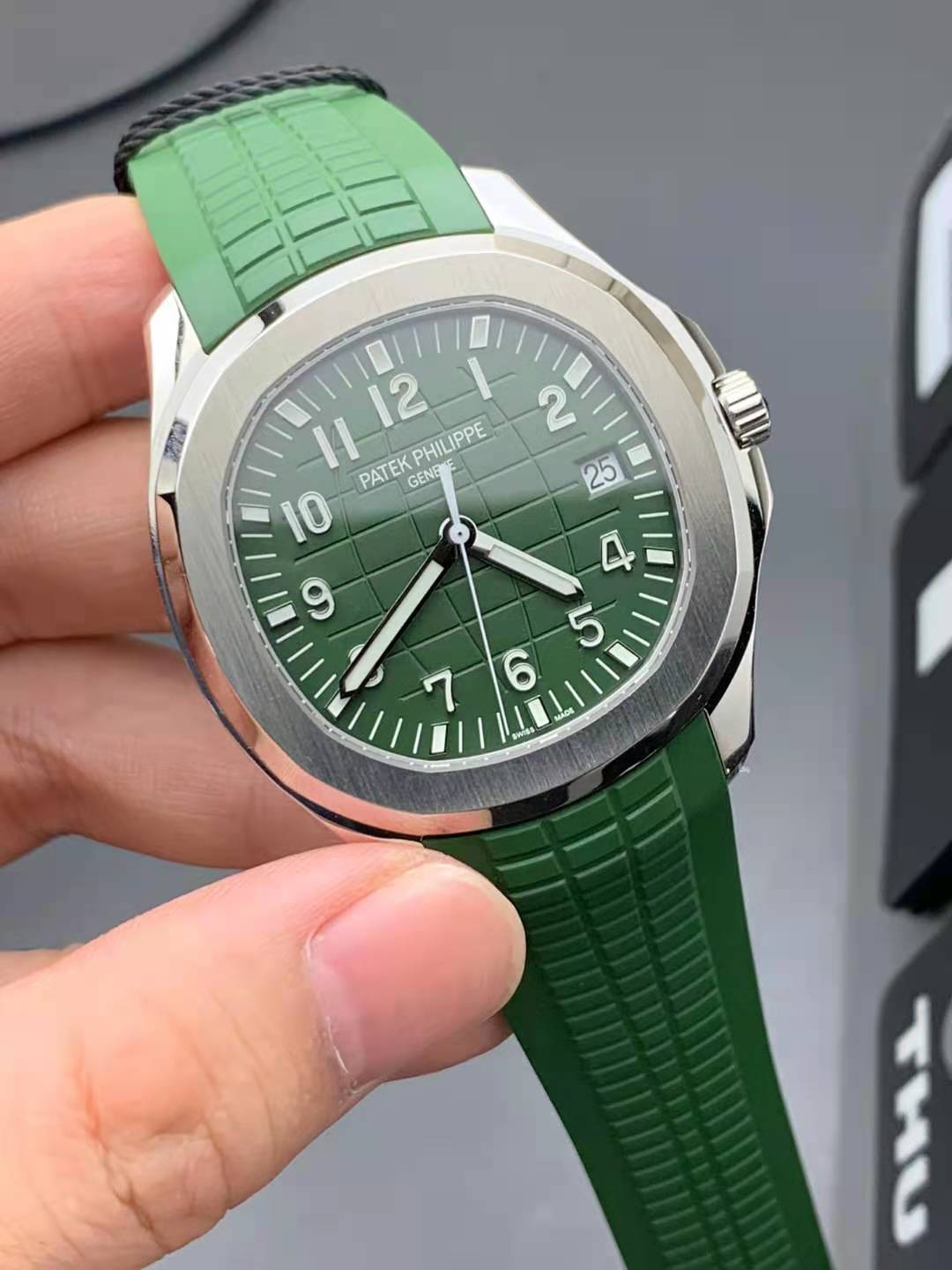 Patek Philippe 5168 Yeşil Replika