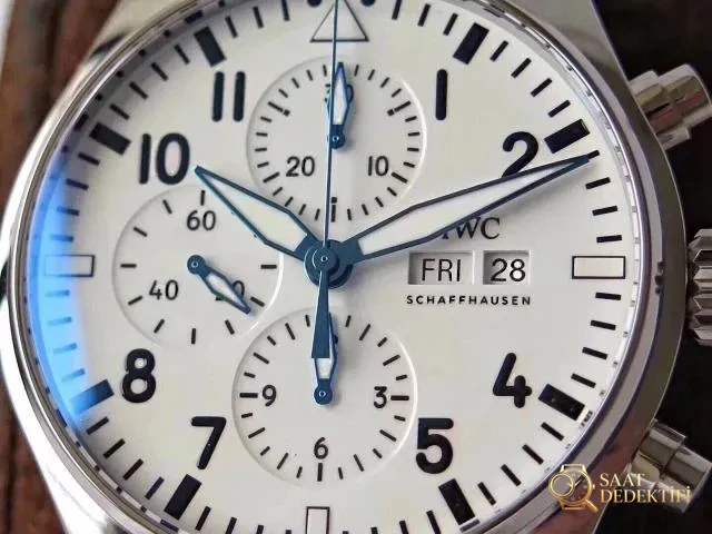 Replika IWC 377725 Beyaz Kadran