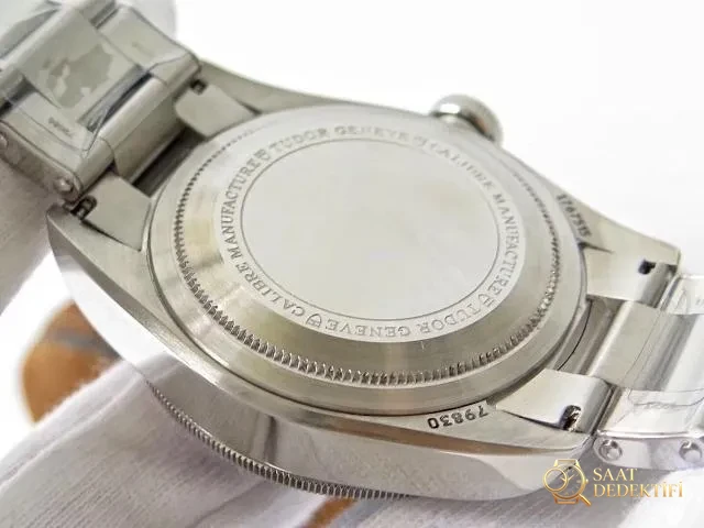 Tudor GMT Saat Kasa Arkası