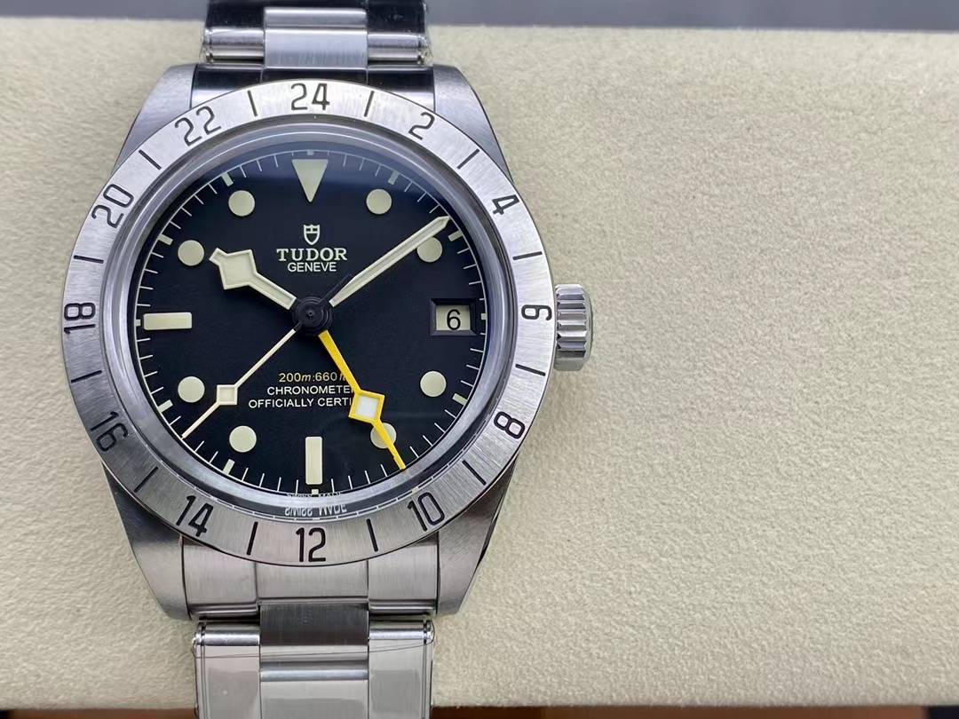 Tudor Black Bay Pro GMT Replika