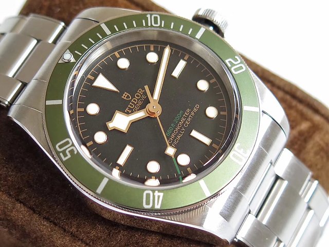 ZF Replika Tudor Black Bay Kadran