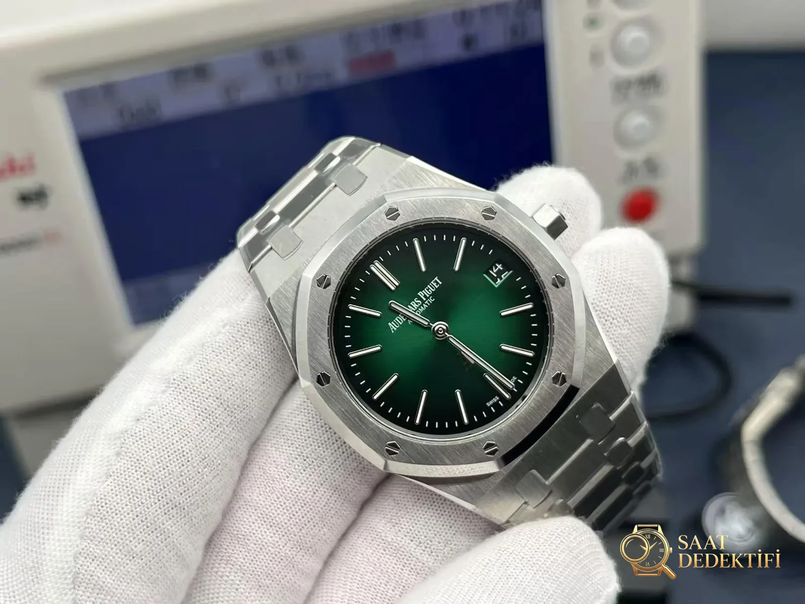 Audemars Piguet Royal Oak ZF Factory İncelemesi - Ön Görünüm ve Kasa Tasarımı