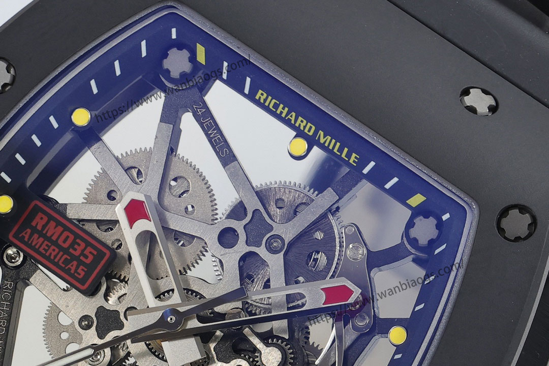 ZF 2025 iddialı yapımı: Pazarın en üst donanımlı 2025 versiyonu geliyor — Richard Mille erkek serisi RM035 «Büyük Boğa», üst düzey saatçilik işçiliğiyle bilekteki sanatı yeniden yorumluyor! — 5. fotoğraf