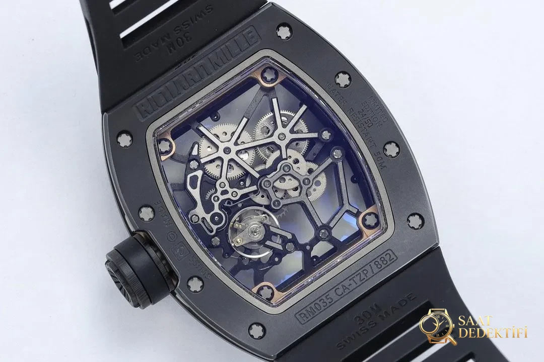 ZF 2025 iddialı yapımı: Pazarın en üst donanımlı 2025 versiyonu geliyor — Richard Mille erkek serisi RM035 «Büyük Boğa», üst düzey saatçilik işçiliğiyle bilekteki sanatı yeniden yorumluyor! - Balans Çarkı ve Zemberek Aksamı