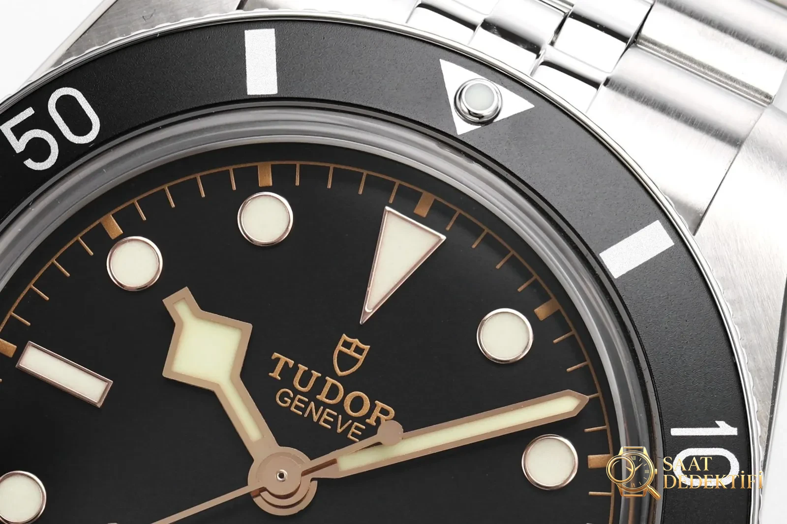 ZF 2025 mutlaka alınacaklar listesi! Tudor Black Bay 54 M79000: Zamanın işlediği klasik, bileğinizde saklı keskinlik - Bilezik, Toka ve Klips Mekanizması