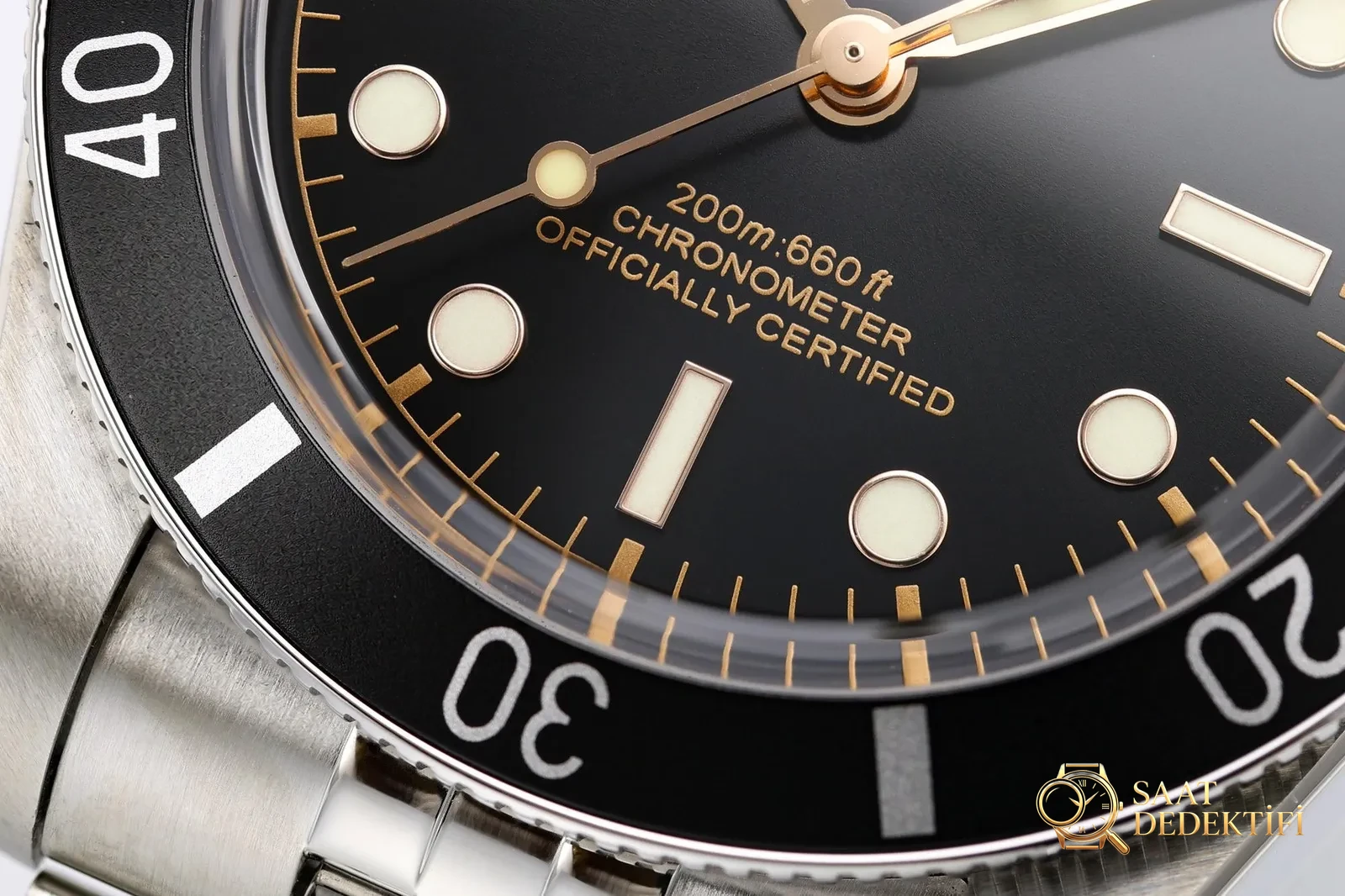 ZF 2025 mutlaka alınacaklar listesi! Tudor Black Bay 54 M79000: Zamanın işlediği klasik, bileğinizde saklı keskinlik - Makro Kadran ve İndeks İşçiliği