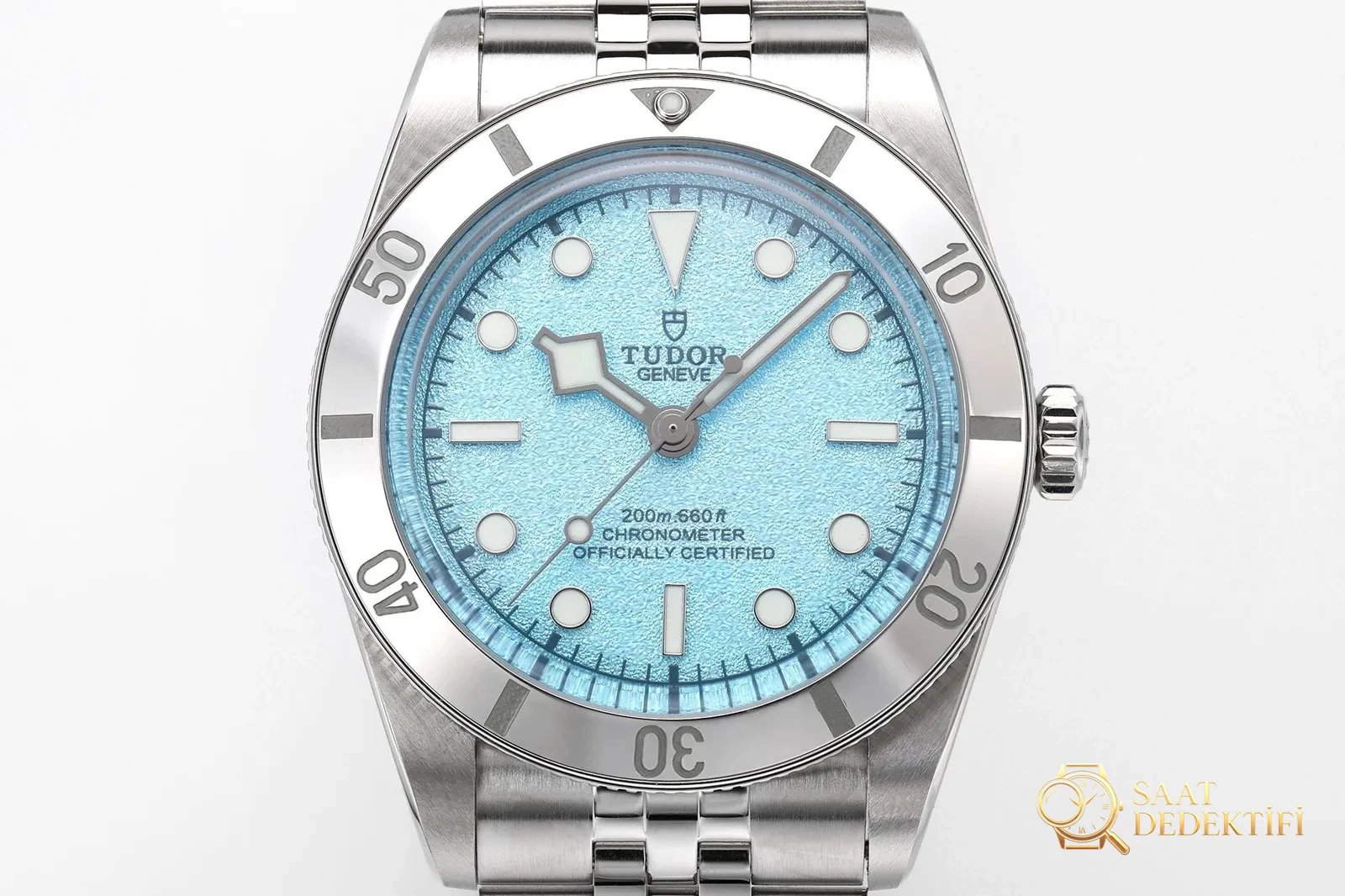 ZF 2025 mutlaka alınacaklar listesi! Tudor Black Bay 54 M79000: Zamanın işlediği klasik, bileğinizde saklı keskinlik - Yan Profil ve Kordon Bağlantısı