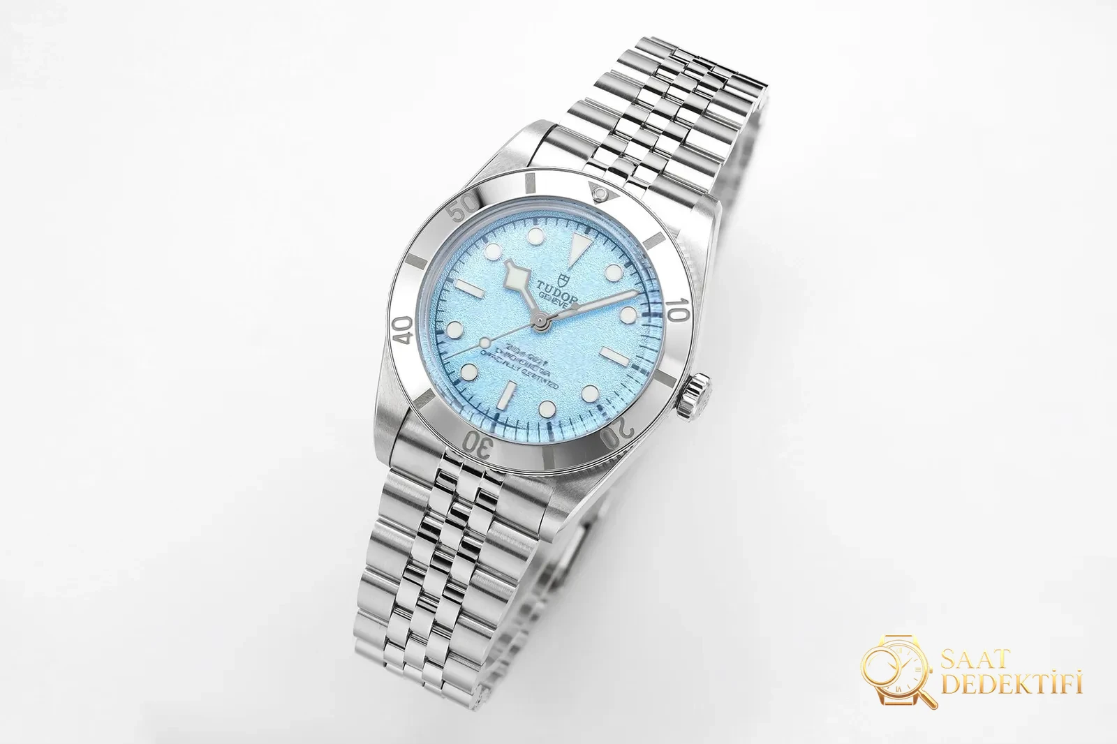 ZF 2025 mutlaka alınacaklar listesi! Tudor Black Bay 54 M79000: Zamanın işlediği klasik, bileğinizde saklı keskinlik - Kasa Çeliği ve Polisaj Kalitesi
