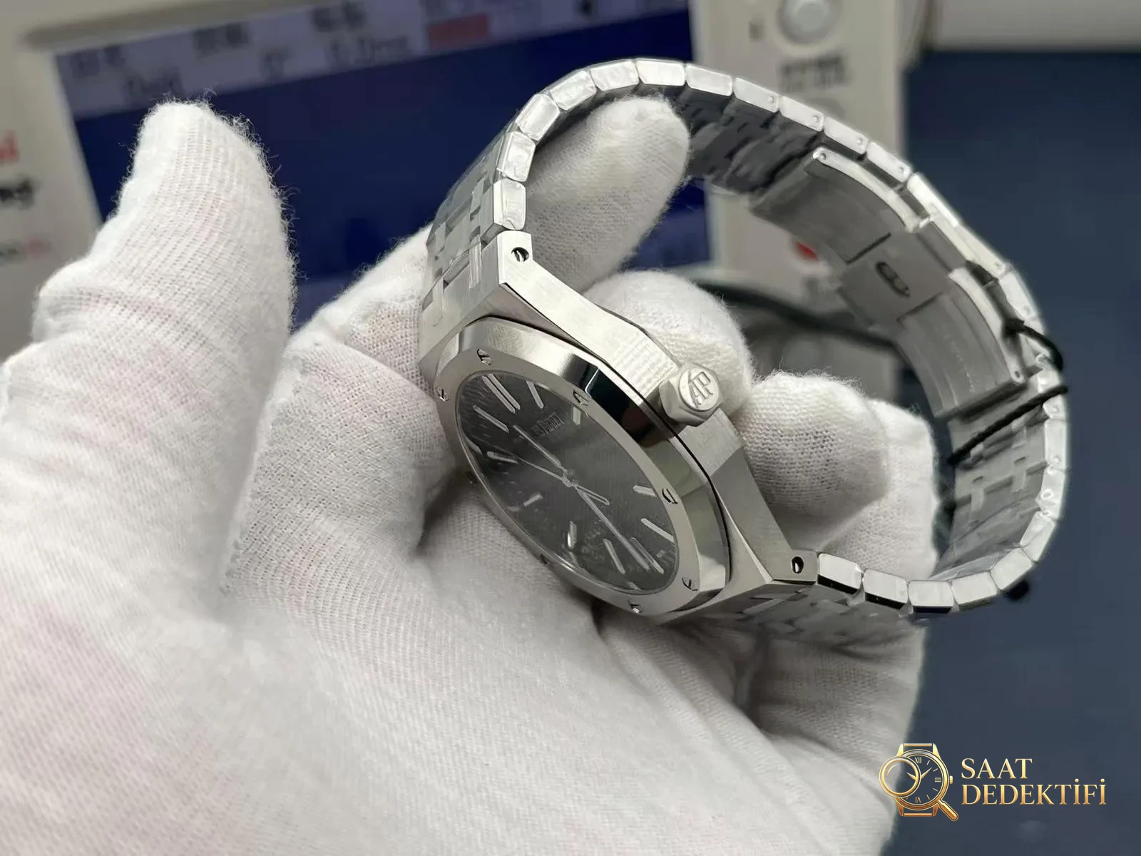 [ZF 2025'in İddialı Yapımı | Audemars Piguet 50. Yıl 15510ST Beş Renkli Seri Görkemli Şekilde Sahnede] - görsel 6