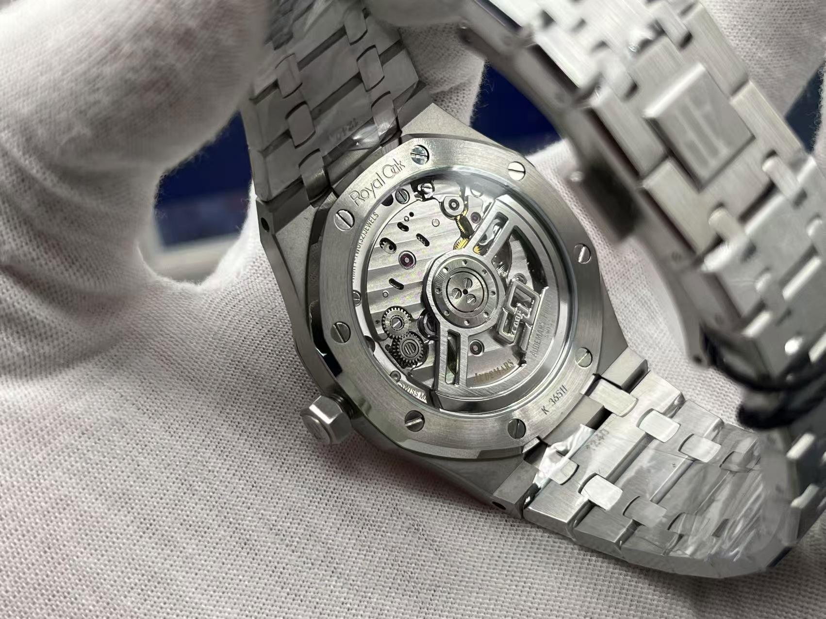 [ZF 2025'in İddialı Yapımı | Audemars Piguet 50. Yıl 15510ST Beş Renkli Seri Görkemli Şekilde Sahnede] — 9. fotoğraf