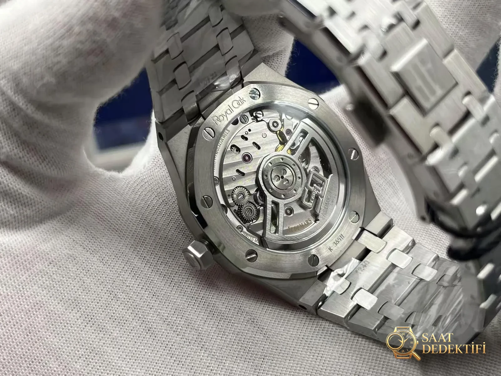 [ZF 2025'in İddialı Yapımı | Audemars Piguet 50. Yıl 15510ST Beş Renkli Seri Görkemli Şekilde Sahnede] - görsel 8