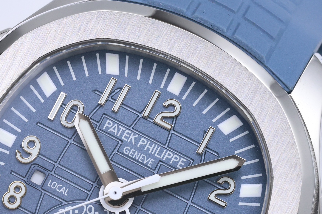 ZF 2025'in zirve yapımı: Efsaneyi yeniden yaratan Patek Philippe Aquanaut 5164A-001 kol saati görkemli biçimde karşınızda — 6. fotoğraf