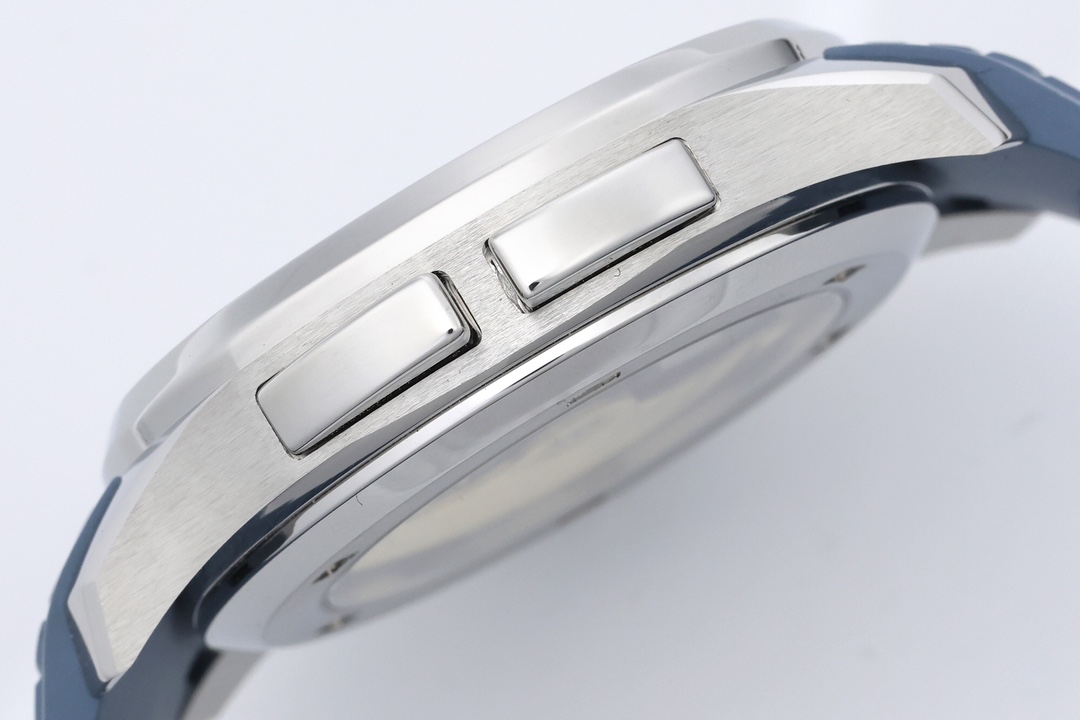 ZF 2025'in zirve yapımı: Efsaneyi yeniden yaratan Patek Philippe Aquanaut 5164A-001 kol saati görkemli biçimde karşınızda — 9. fotoğraf
