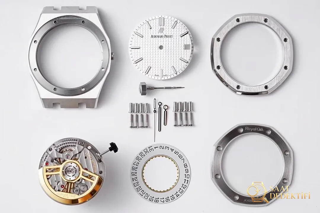 ZF Audemars Piguet 15500 beyaz kadranlı saatin sökülmüş halini gösteriyorum - Koleksiyon ve Vitrin Görünümü