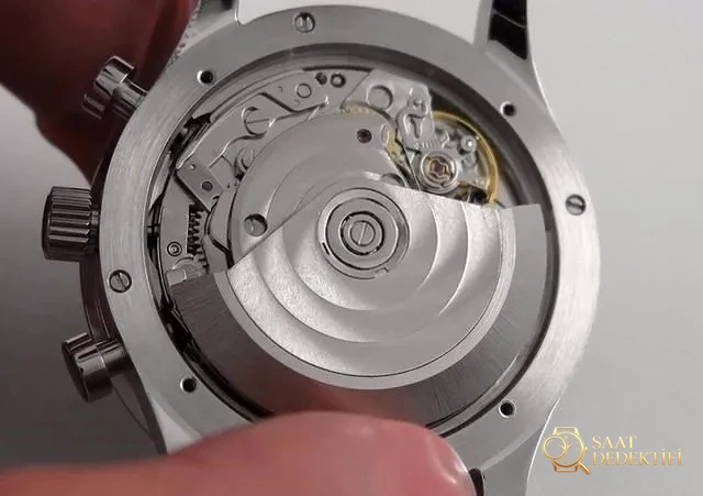 ZF fabrikası IWC Portugieser Chronograph V2 IW371446 mavi akrep ve yelkovan: işçilik gerçekten nasıl? - Fosfor ve Super-LumiNova Gece Görünümü