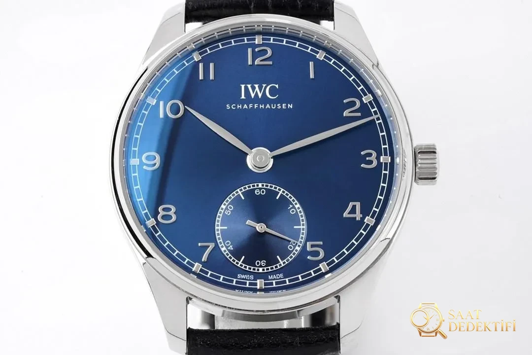 ZF Factory 2020 IWC Yeni Portugieser 40 Serisi Küçük Saniye Replika Saat IW358305 - Kasa Profili ve Kurma Kolu İncelemesi