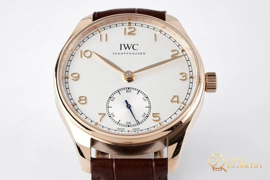 ZF Factory 2020 IWC Yeni Portugieser Küçük Üç İbreli 40 Serisi Replika Saat IW358306 - Kasa Profili ve Kurma Kolu İncelemesi