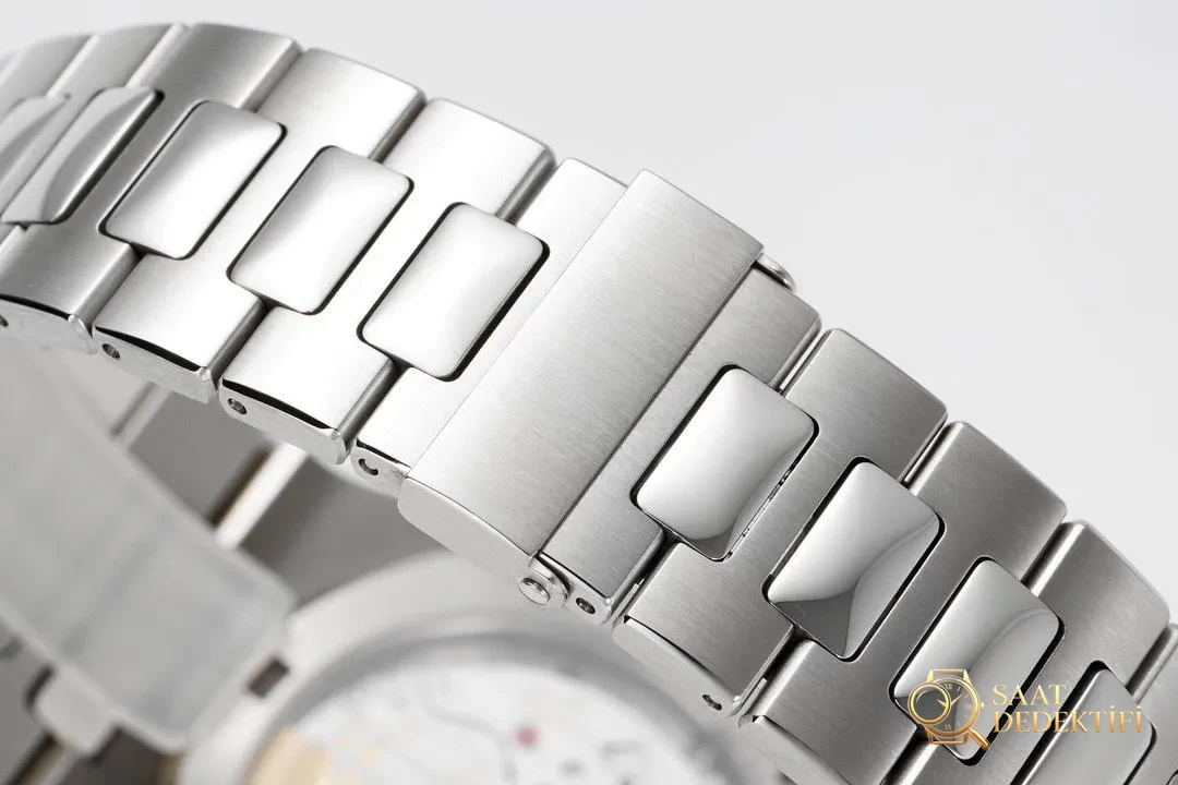 ZF Factory 2025 amiral gemisi üretimi | Patek Philippe Cal.26-330SC replika mekanizması, sektörün zirvesinde bir atılım - Cam Yansıma Önleyici (AR) Kaplama