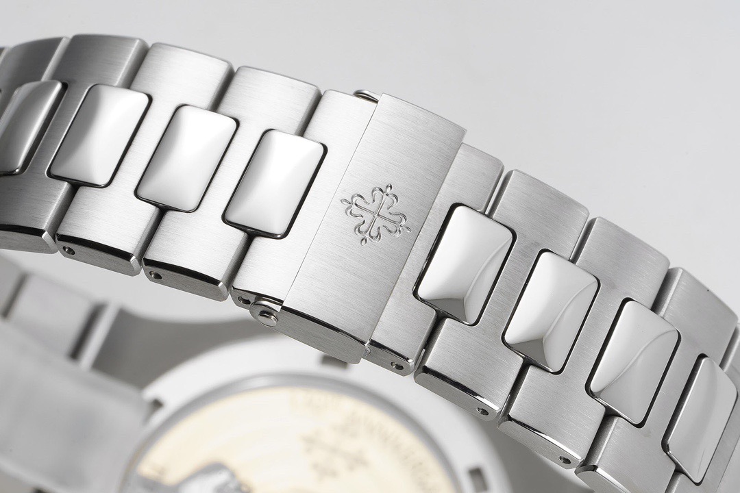 ZF Factory 2025 amiral gemisi üretimi | Patek Philippe Cal.26-330SC replika mekanizması, sektörün zirvesinde bir atılım — 35. fotoğraf